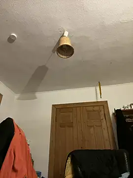 Greg0ri73 Adlı Modelin Canlı XXX Sohbeti