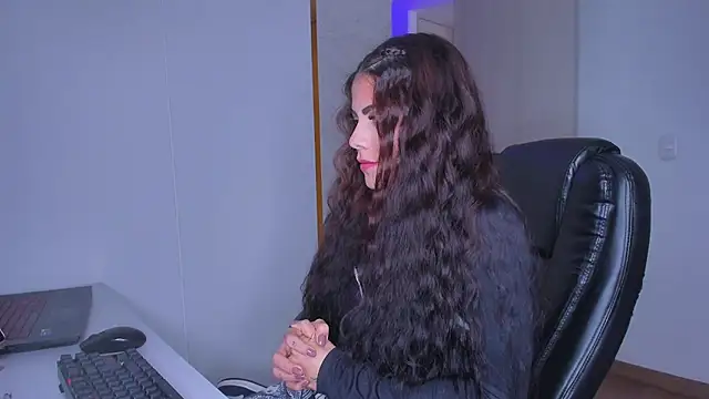 Lisegg_ XXX чат на живо