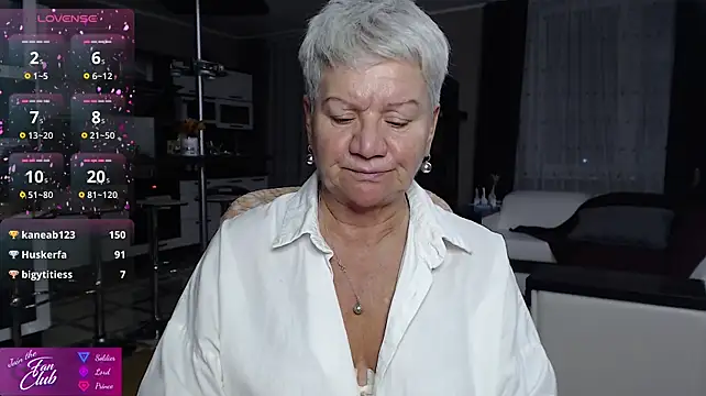 roxana_brooks XXX чат на живо
