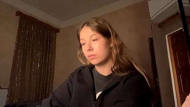 TarenOgilvien Live XXX chat