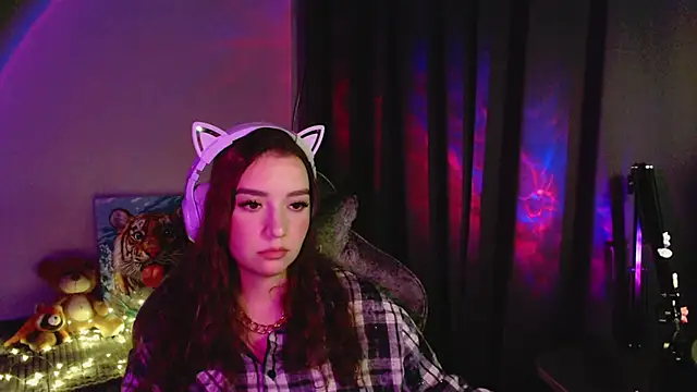 Chat +18 de Celia_Sensual_ ao vivo