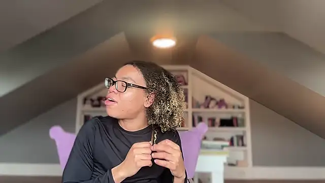 Chat XXX en directo de zahrabliss