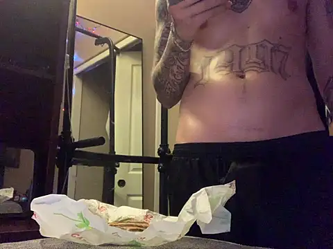 JuicyJoshy's Live XXX Chat