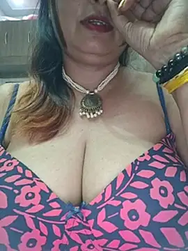 Dianaa9 现场XXX聊天