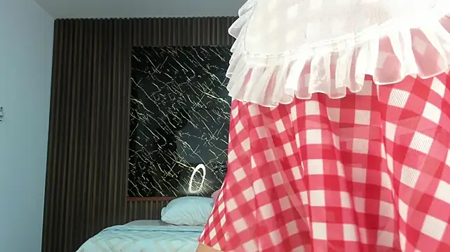 Karla18_ Live XXX-Chat