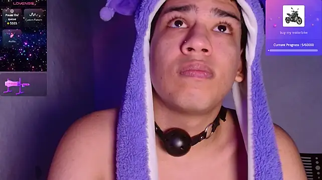 Santiago_Foxx webkamerás műsora