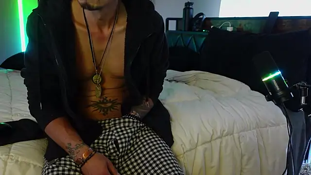 Ghost11_11 Chat XXX live