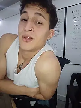 Axel_Romanovn Live XXX chat