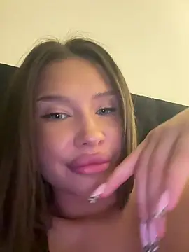 BeautyBella_ Adlı Modelin Canlı XXX Sohbeti