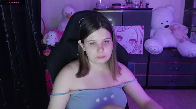 AmyVibess Adlı Modelin Canlı XXX Sohbeti