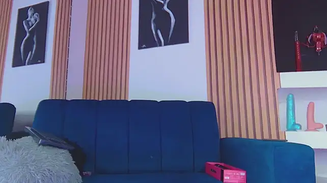 צ'אט XXX בשידור חי של kittymonroe1