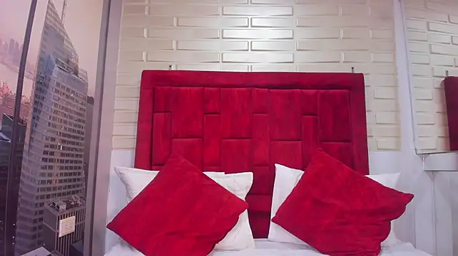 NaihaSinclair Chat XXX in diretta