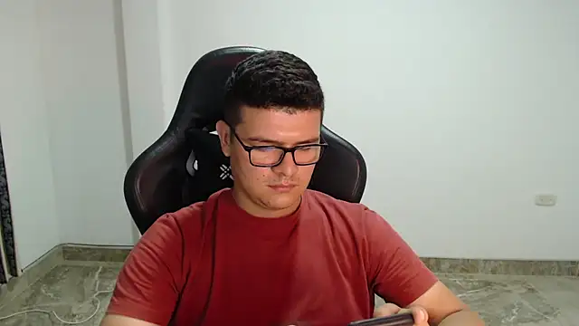 Živý XXX chat Plug_Control