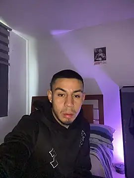 Chat XXX ao vivo de Taylor_DiamondBoy