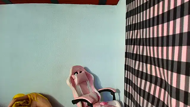 barbara_anal_squirt_'s Live XXX Chat