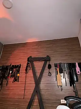 yey_bdsm Adlı Modelin Canlı XXX Sohbeti