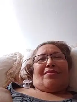 Živý XXX chat Cessi50
