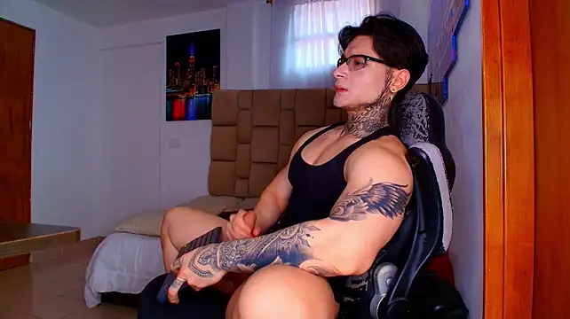DennisWalkerr 现场XXX聊天