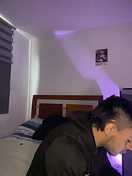 Taylor_DiamondBoy লাইভ XXX চ্যাট