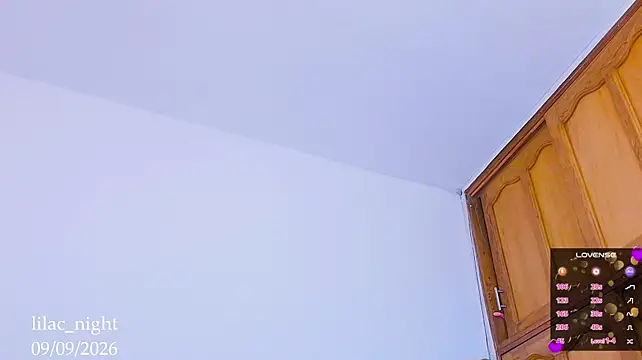 lilac_night33's Live XXX Chat