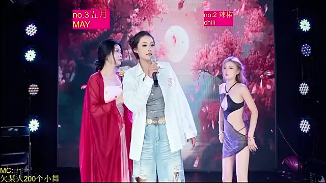 Red-666のライブXXXチャット