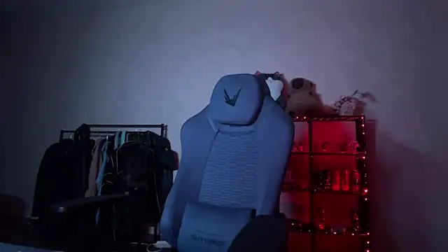 _ELIGOS_ élő XXX-chatje
