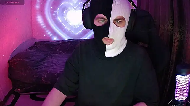 ZXCENSORED- XXX чат на живо