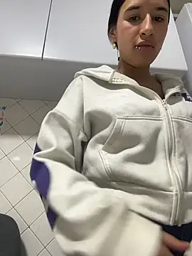 LilyRossi_ Chat XXX live