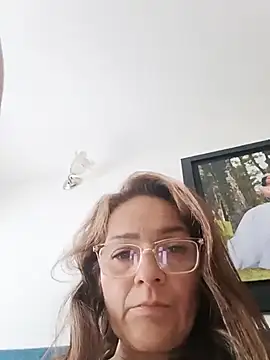 XXX chat uživo modela Dannial51