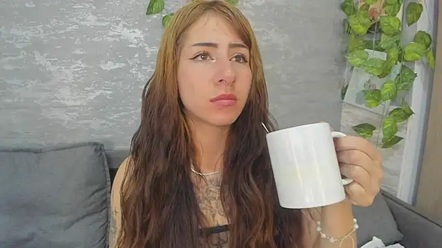 XXX chat uživo modela Mhelanny2