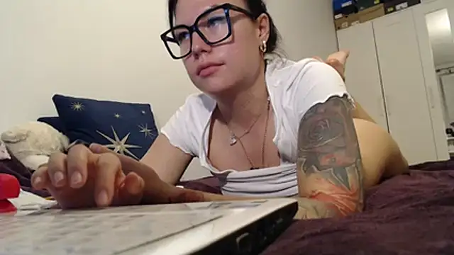Alis_Rox Live XXX Chat