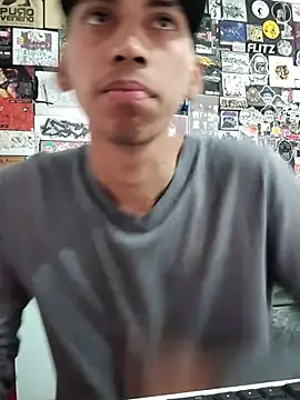 Chatroom XXX en direct de Babt_kyle