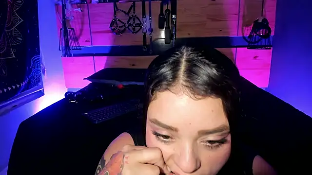 دردشة Chloe_Killua الجنسية المباشرة