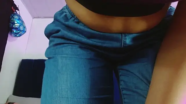 Eliza_wish Adlı Modelin Canlı XXX Sohbeti