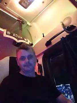 Živý XXX chat adas-