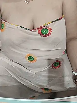 دردشة SexyKajal_758 الجنسية المباشرة