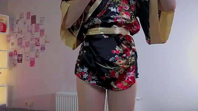 MarielRoloson Adlı Modelin Canlı XXX Sohbeti