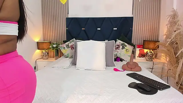צ'אט XXX בשידור חי של gabytyara2