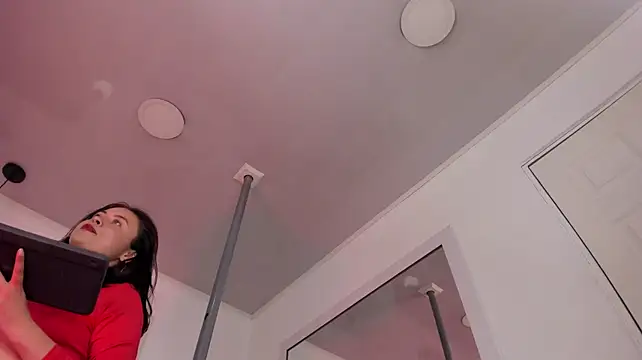 Chat +18 de IniridaCollins_ ao vivo