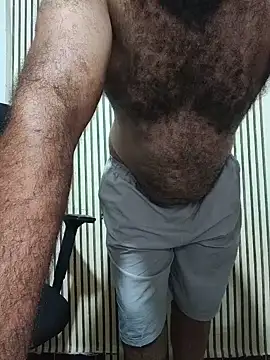 Samirfuker84 Adlı Modelin Canlı XXX Sohbeti