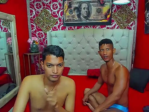 دردشة PEINBOYS الجنسية المباشرة