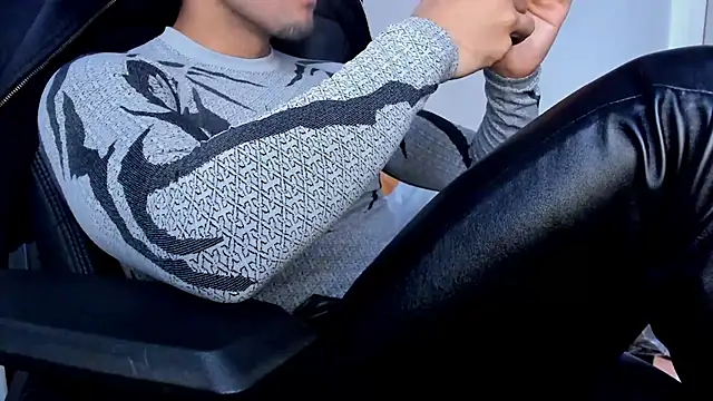 Tommy_Bred élő XXX-chatje