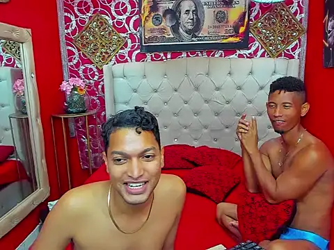 PEINBOYS' Live XXX Chat