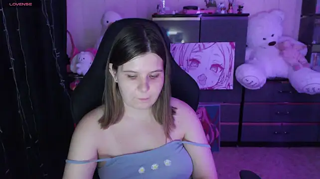 AmyVibess Adlı Modelin Canlı XXX Sohbeti
