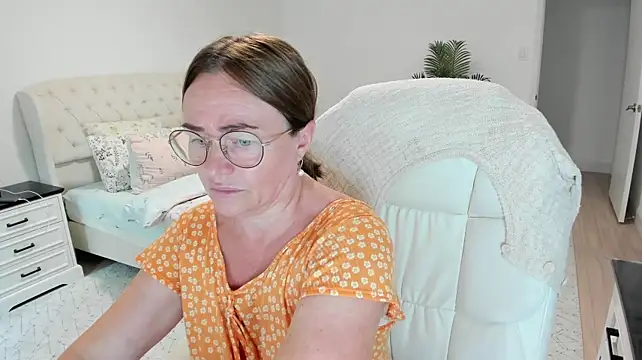 Vika73 Live XXX-Chat