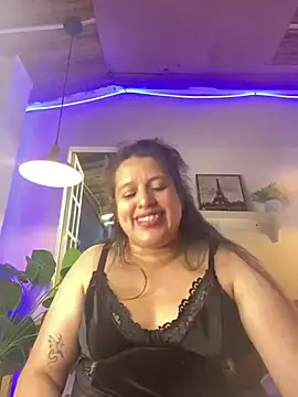 دردشة Andrea_secret_ الجنسية المباشرة