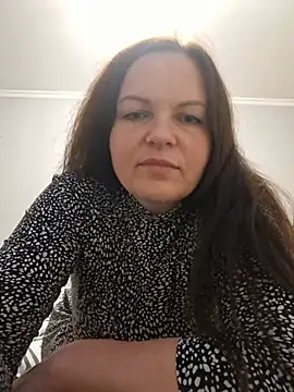 Meri_a Chat XXX live