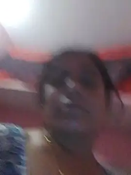 Varsha_96's Live XXX Chat