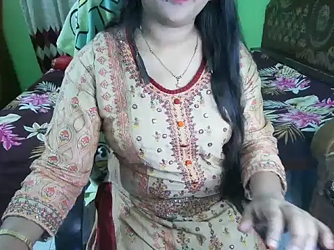 Czat XXX na żywo – BengaliQueenStar