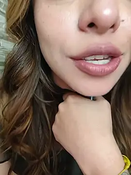 foxxy_lover élő XXX-chatje